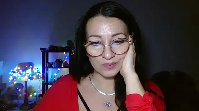 KeisyNeonX online show from February 7, 8:28 pm