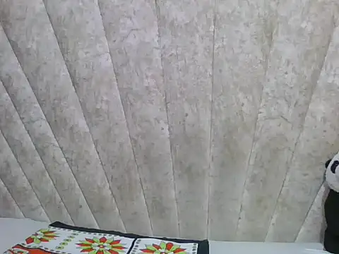 Sexy Villagegal online show from May 1, 6:35 pm