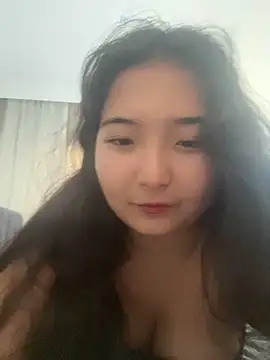 Snapshot of cutie_mio chatting on December 22, 12:38 pm cutie mio online show from December 22, 12:38 pm