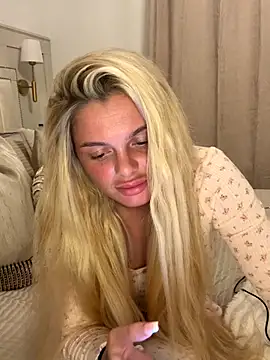 IrishTeenBarbie69 online show from November 4, 11:52 pm