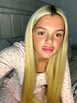 IrishTeenBarbie69 online show from November 30, 8:09 pm