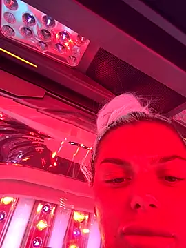 IrishTeenBarbie69 online show from October 31, 6:26 pm