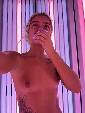 IrishTeenBarbie69 online show from December 20, 2:48 pm