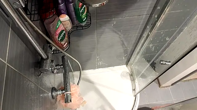 IrishTeenBarbie69 online show from December 12, 7:15 pm