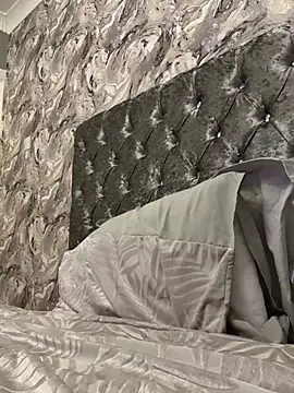 IrishTeenBarbie69 online show from February 25, 9:37 pm