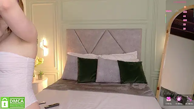 Snapshot of _Miss_Kimm chatting on June 22, 12:35 pm Miss Kimm online show from June 22, 12:35 pm