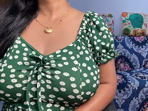 Aishwarya 101  online show from October 26, 5:13 pm