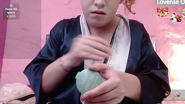 Pearl Michelts online show from January 10, 12:22 pm