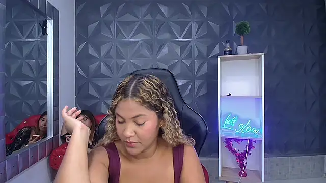 Cristal War online show from February 13, 11:27 pm