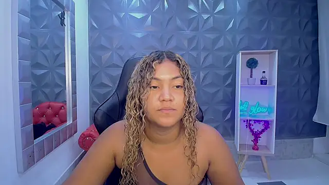 Cristal War online show from April 1, 11:12 pm