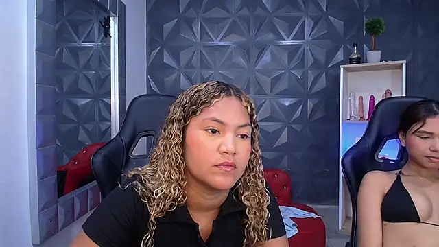 Cristal War online show from February 18, 11:12 pm