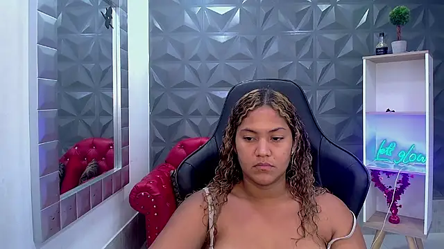 Cristal War online show from February 8, 11:35 pm