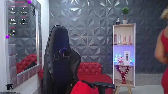 Cristal War online show from February 11, 11:37 pm