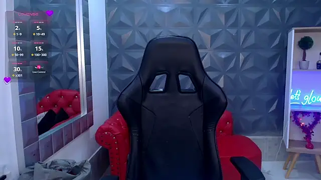 Cristal War online show from March 22, 11:39 pm