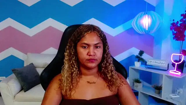 Cristal War online show from January 12, 11:20 pm