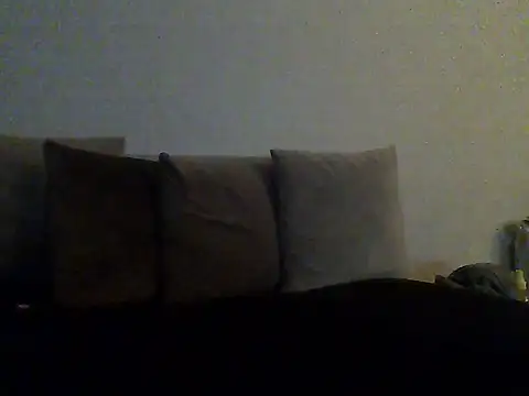 Snapshot of desi_black_cock chatting on February 7, 10:40 am desi black cock online show from February 7, 10:40 am
