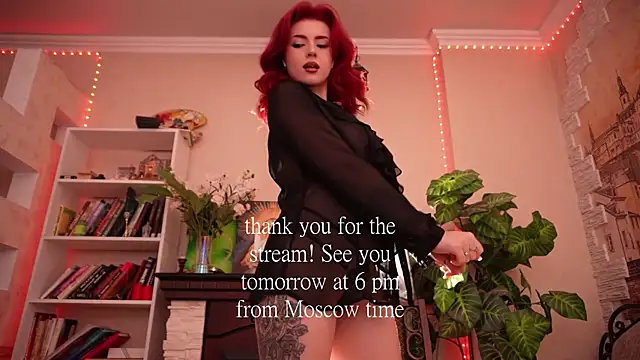 Chriss Fox online show from December 13, 8:04 pm