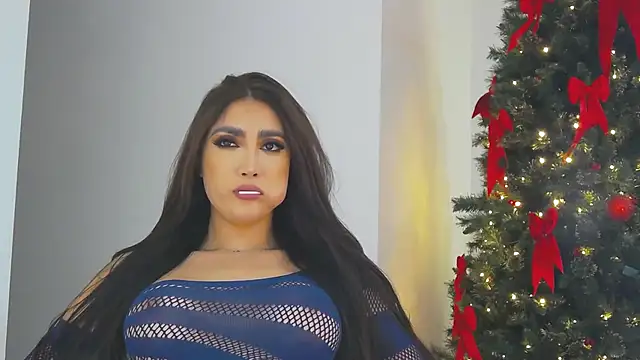 Snapshot of _BellaDonna_ chatting on December 14, 1:38 am BellaDonna online show from December 14, 1:38 am