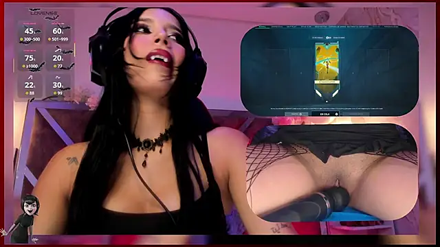 Snapshot of SweetieCloe_ chatting on October 15, 9:34 pm SweetieCloe online show from October 15, 9:34 pm