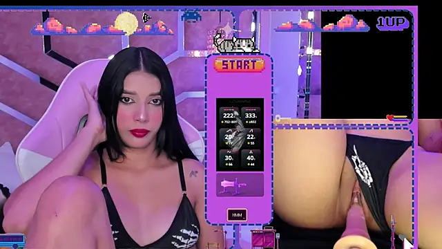 Snapshot of SweetieCloe_ chatting on March 9, 9:03 pm SweetieCloe online show from March 9, 9:03 pm