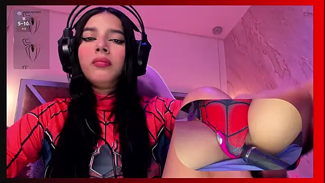 SweetieCloe  online show from April 2, 8:59 pm