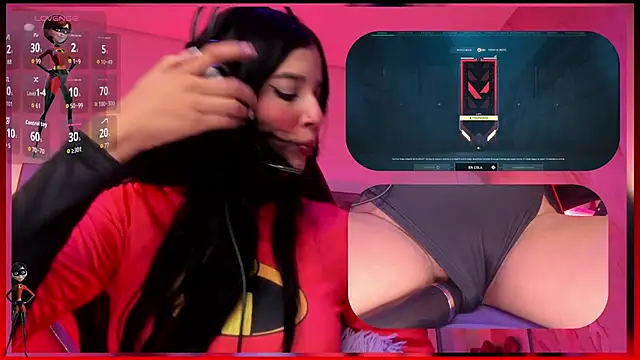 Snapshot of SweetieCloe_ chatting on October 19, 9:06 pm SweetieCloe online show from October 19, 9:06 pm