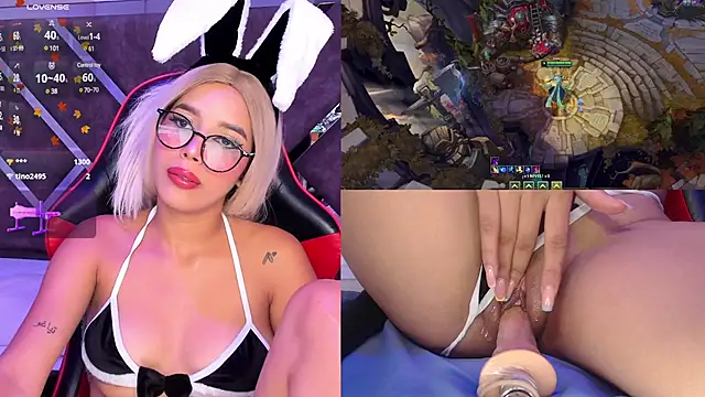 Snapshot of SweetieCloe_ chatting on March 6, 12:21 am SweetieCloe online show from March 6, 12:21 am