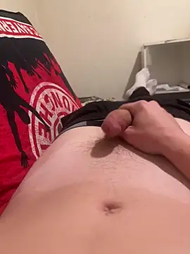 sollzii online show from November 24, 9:48 pm