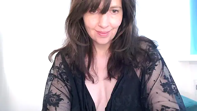 Ella Next Door online show from April 14, 3:28 pm