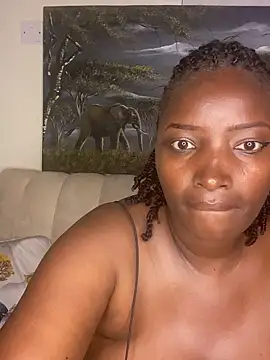 Snapshot of Naughty-sonia2 chatting on February 13, 8:34 pm Naughty-sonia2 online show from February 13, 8:34 pm