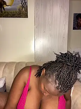 Snapshot of Naughty-sonia2 chatting on February 26, 7:10 pm Naughty-sonia2 online show from February 26, 7:10 pm