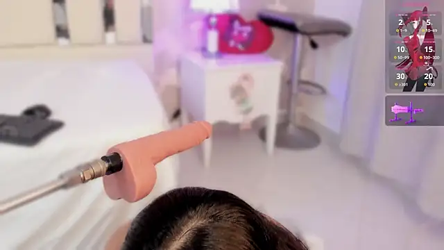 Miliaangeles online show from December 4, 12:15 pm