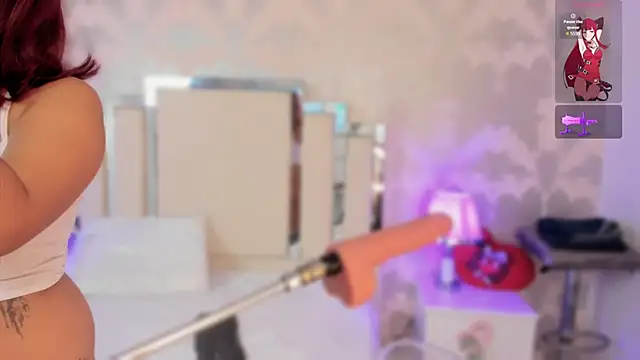 Miliaangeles online show from December 5, 12:15 pm