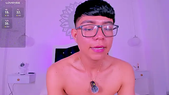 CodyTwink online show from February 9, 2:15 pm