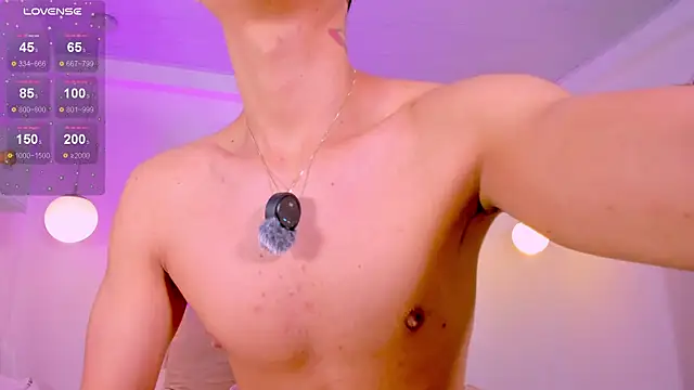 CodyTwink online show from April 19, 10:38 am