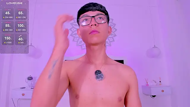 CodyTwink online show from February 2, 4:39 pm