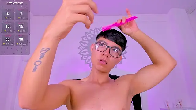 CodyTwink online show from March 10, 5:06 pm