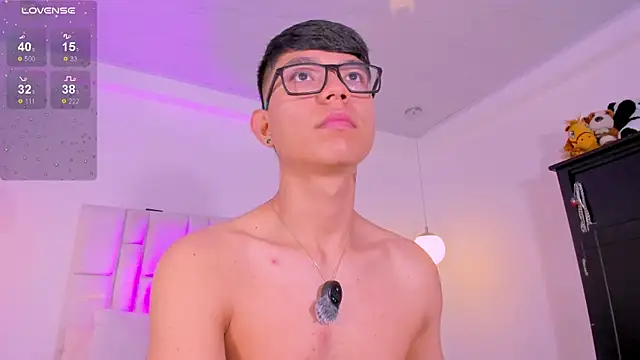 CodyTwink online show from April 23, 1:46 pm