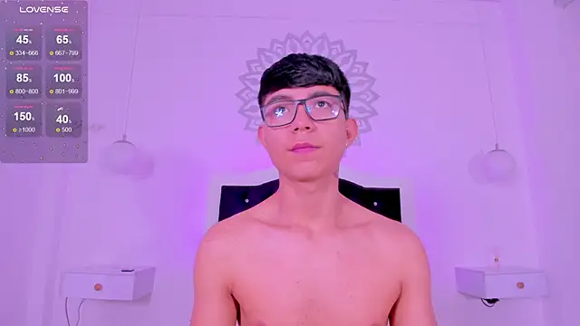 CodyTwink online show from January 14, 4:32 pm