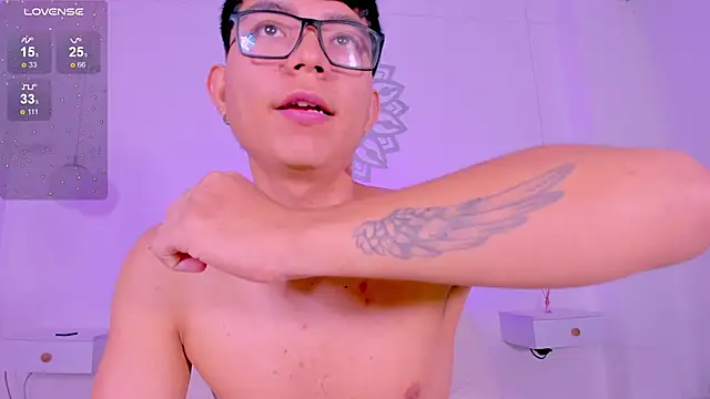 CodyTwink online show from November 28, 3:34 pm