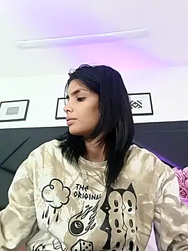 Snapshot of DeuxGold chatting on November 21, 3:05 am DeuxGold online show from November 21, 3:05 am