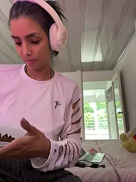 DeuxGold online show from April 1, 8:06 pm