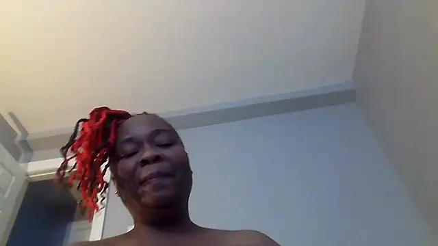 AllLeggs online show from March 18, 5:44 pm