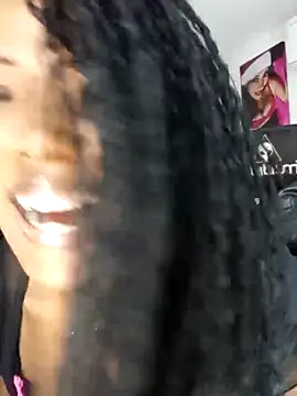 Snapshot of CandyBlackFunXXX chatting on March 20, 3:25 pm CandyBlackFunXXX online show from March 20, 3:25 pm