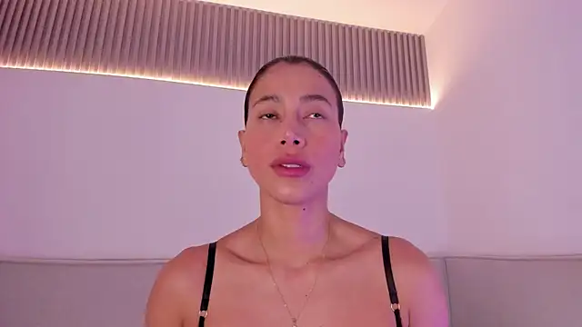 jasminehill  online show from March 24, 12:27 pm