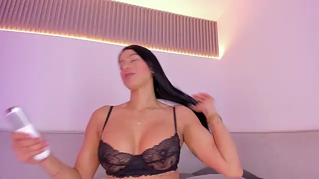 jasminehill  online show from December 22, 12:27 pm