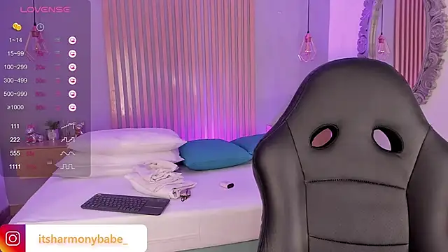 Harmonybabe  online show from March 23, 12:36 am