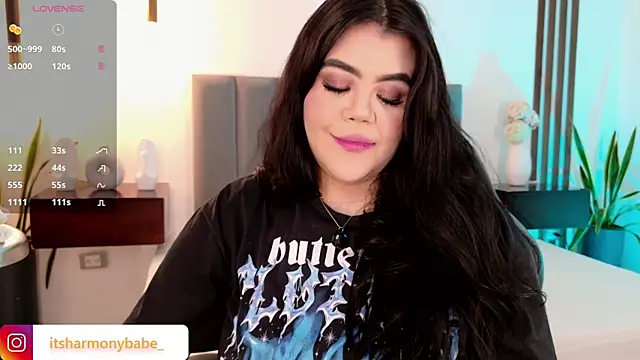 Harmonybabe  online show from May 31, 8:42 pm
