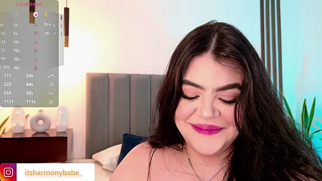 Snapshot of Harmonybabe_ chatting on June 11, 12:32 am Harmonybabe online show from June 11, 12:32 am
