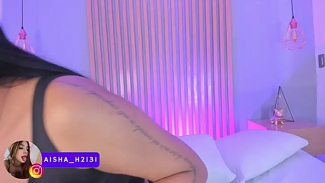 aisha h  online show from September 25, 8:59 pm